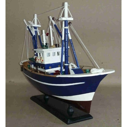 Pre-built model trawler. Crab fishing boat, great detail.