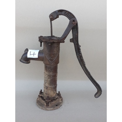 Vintage Well Borehole Pump NO4